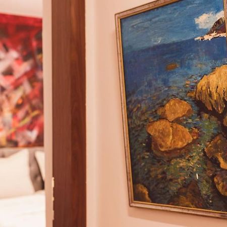 Art Studio Myslym Shyri Tirana Exteriör bild